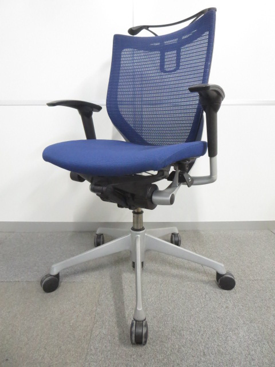 中古】バロンチェア CP84DR-FEF4 オカムラ/okamura 肘付ローバック