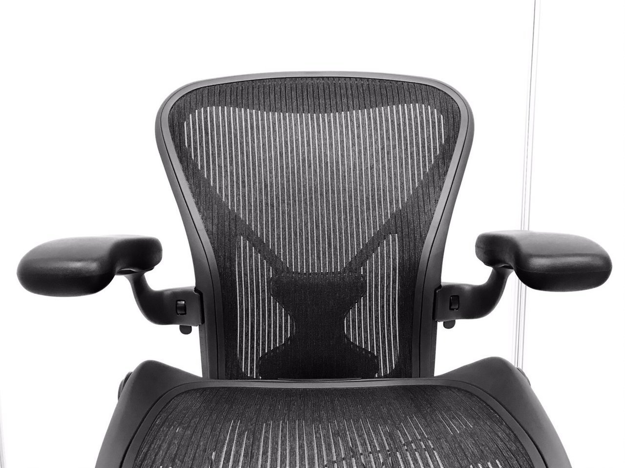 [送料込み]ハーマンミラーアーロンチェア(肘付ハイバックチェア) 中古】アーロンチェア Herman Miller/ハーマンミラー 肘付