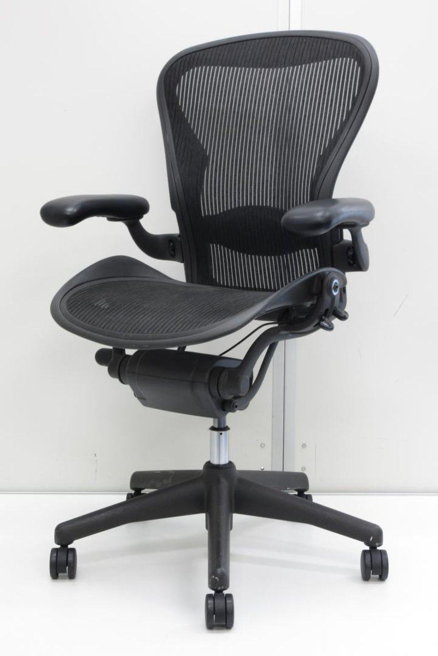 【数量限定】【状態良好品！】最高峰のエルゴノミクスチェア。血流促進、前傾機能付き。	Herman Miller（ハーマンミラー）製アーロンチェア　ランバーサポート　Bタイプ　フル装備
                        アーロンチェア 
                                    中古
            