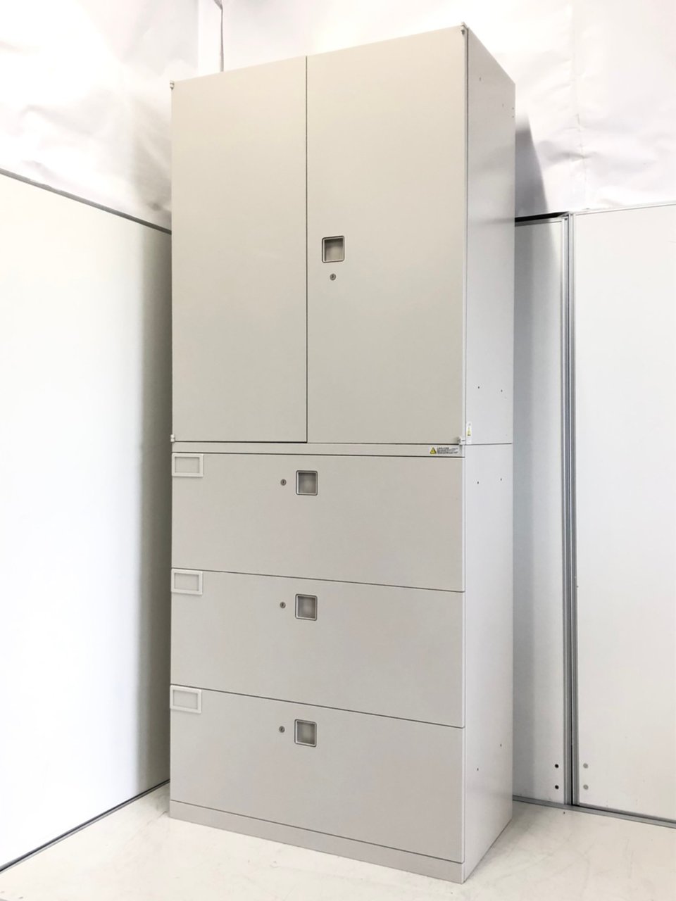 【書庫セット】書類収納のエキスパート　オフィスに1台絶対欲しい★
                        レクトライン 
                                    中古
            