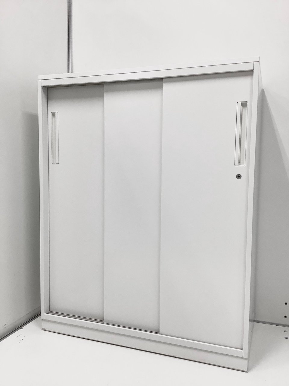 大人気／省スペース／稀少／天板付（ホワイト）　◆UCHIDA／内田洋行◆HS／ハイパーストレージ　
                        HS
                                    中古
            