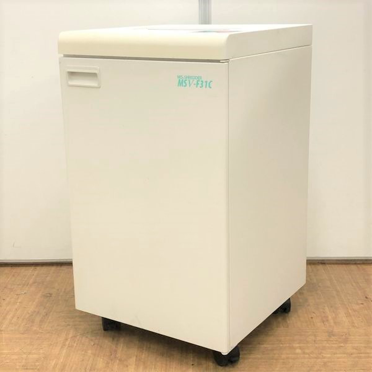 コストパフォーマンスに優れたシュレッダーです【中規模のオフィスにオススメ】
                        MSV-F31C
                                    中古
            