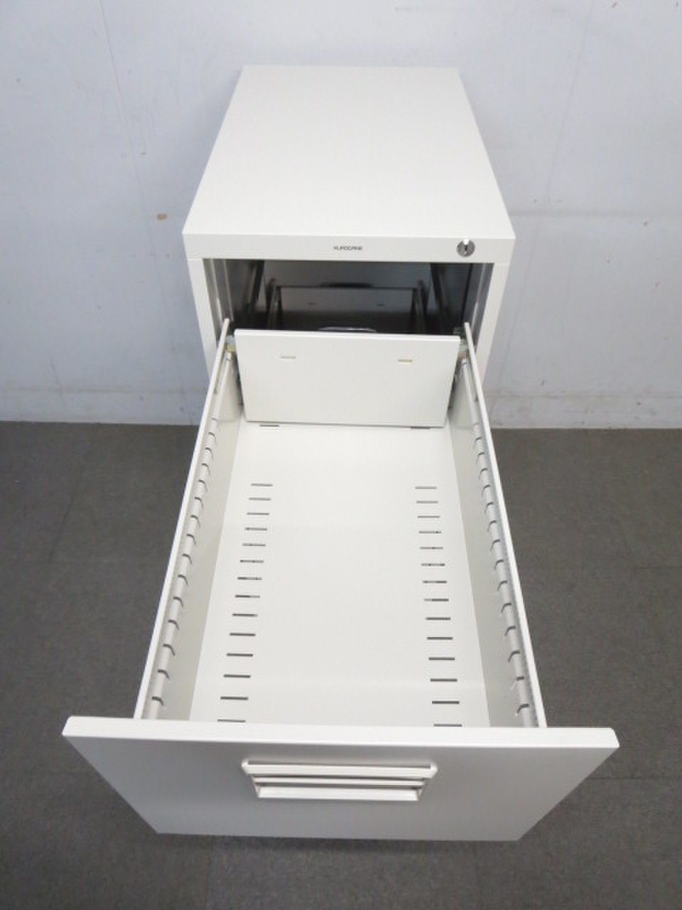 楽天市場】くろがね A4ファイリングキャビネット JF-VA43N