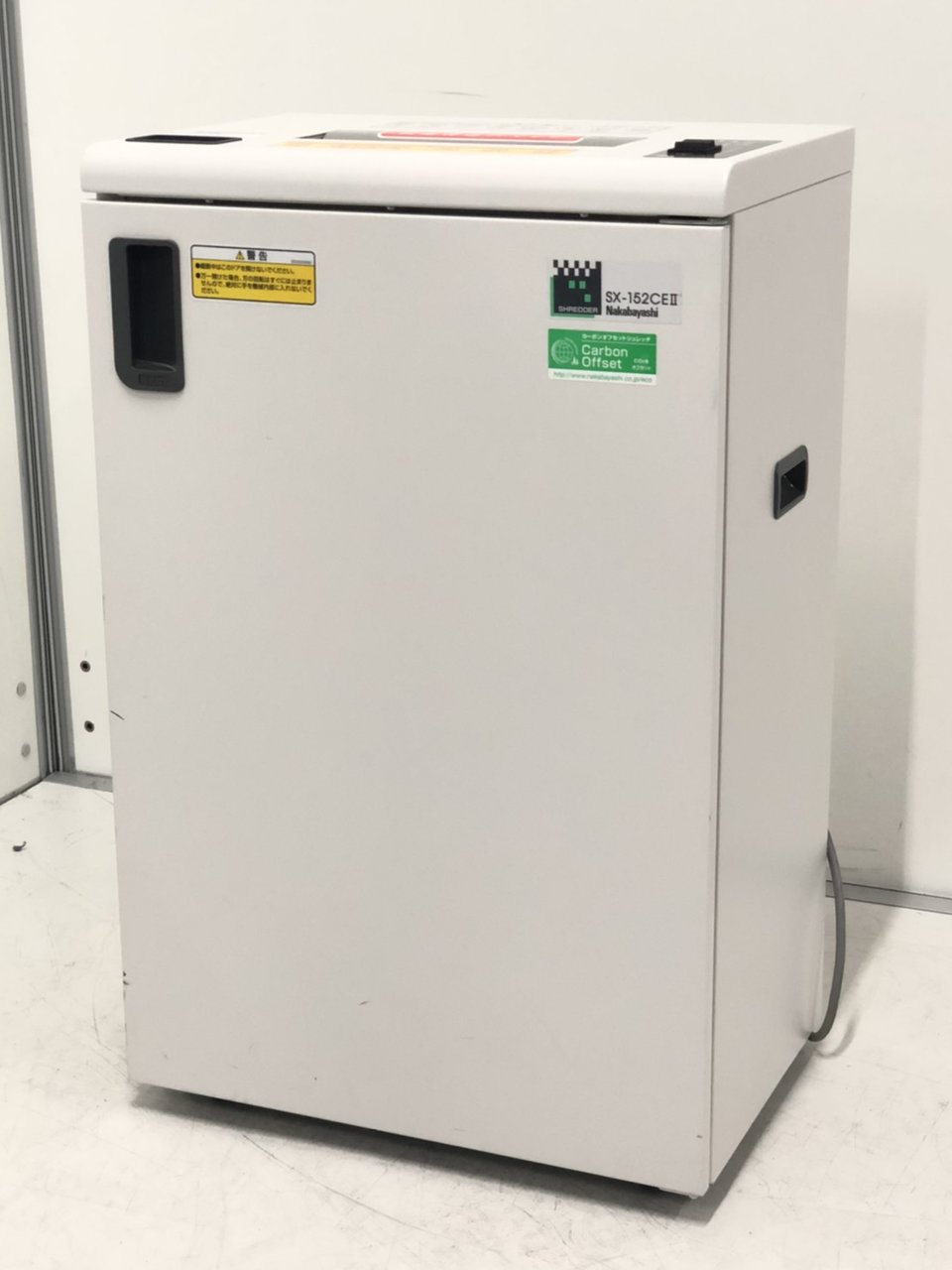 【限定1台】国産メーカー　A4対応のコンパクトシュレッダー
                        その他シリーズ
                                    中古
            