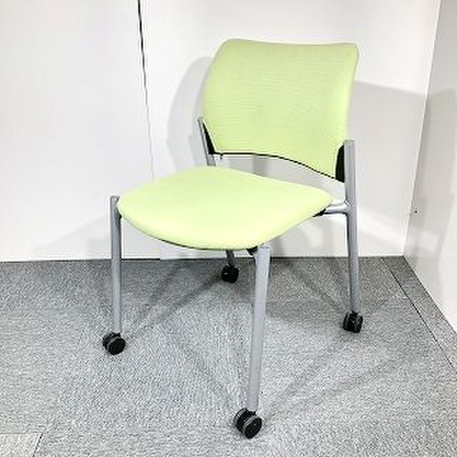 会議用にオススメ！明るい　ライトグリーン　スタッキング【関西倉庫在庫】
                        8147シリーズ 
                                    中古
            