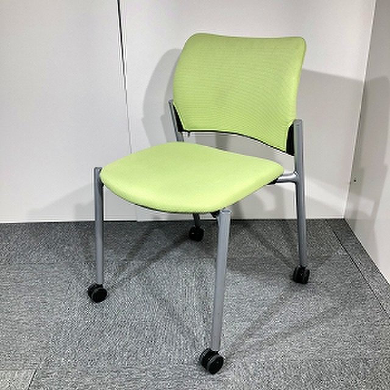 トップメーカーのオカムラ製ミーティングチェア【関西倉庫在庫】
                        8147シリーズ 
                                    中古
            