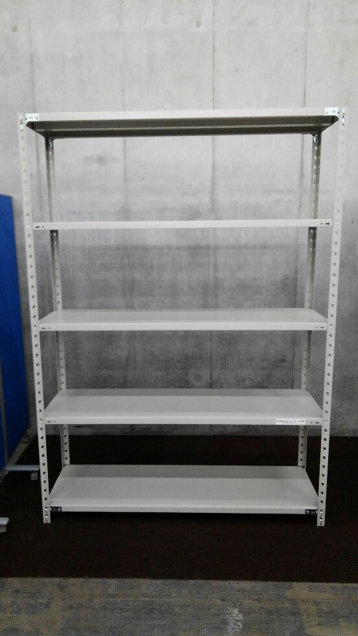 上下ボルト式タイプの中古ラックが大量(16台)入荷致しました！！　天地5段　耐荷重：段/150kg　全段で750kgまで！　同タイプの天地4段もございます。 
※マテハン本舗の中古商品は、千葉県柏市に在庫がございます。
                        KRラック 
                                    中古
            