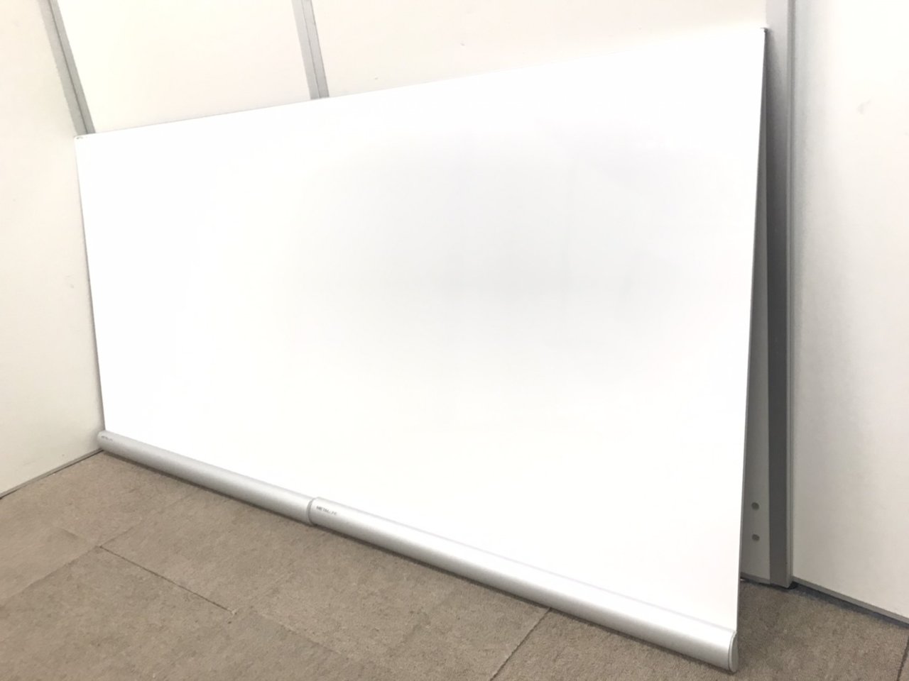 【幅1790ｍｍ壁掛け】スペース有効活用できます！オフィスの必需品！
                        その他シリーズ
                                    中古
            