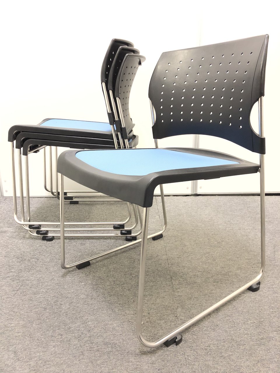 【4脚セット】スタッキングチェア｜コクヨ(kokuyo)｜プレド｜ミーティング用・積み重ねOK
                        プレド 
                                    中古
            