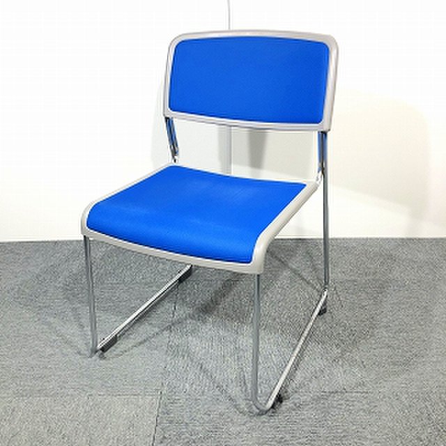 【12脚入荷】コクヨ製CKチェア｜スタッキングタイプ｜コンパクト収納！
                        CK-M852 
                                    中古
            