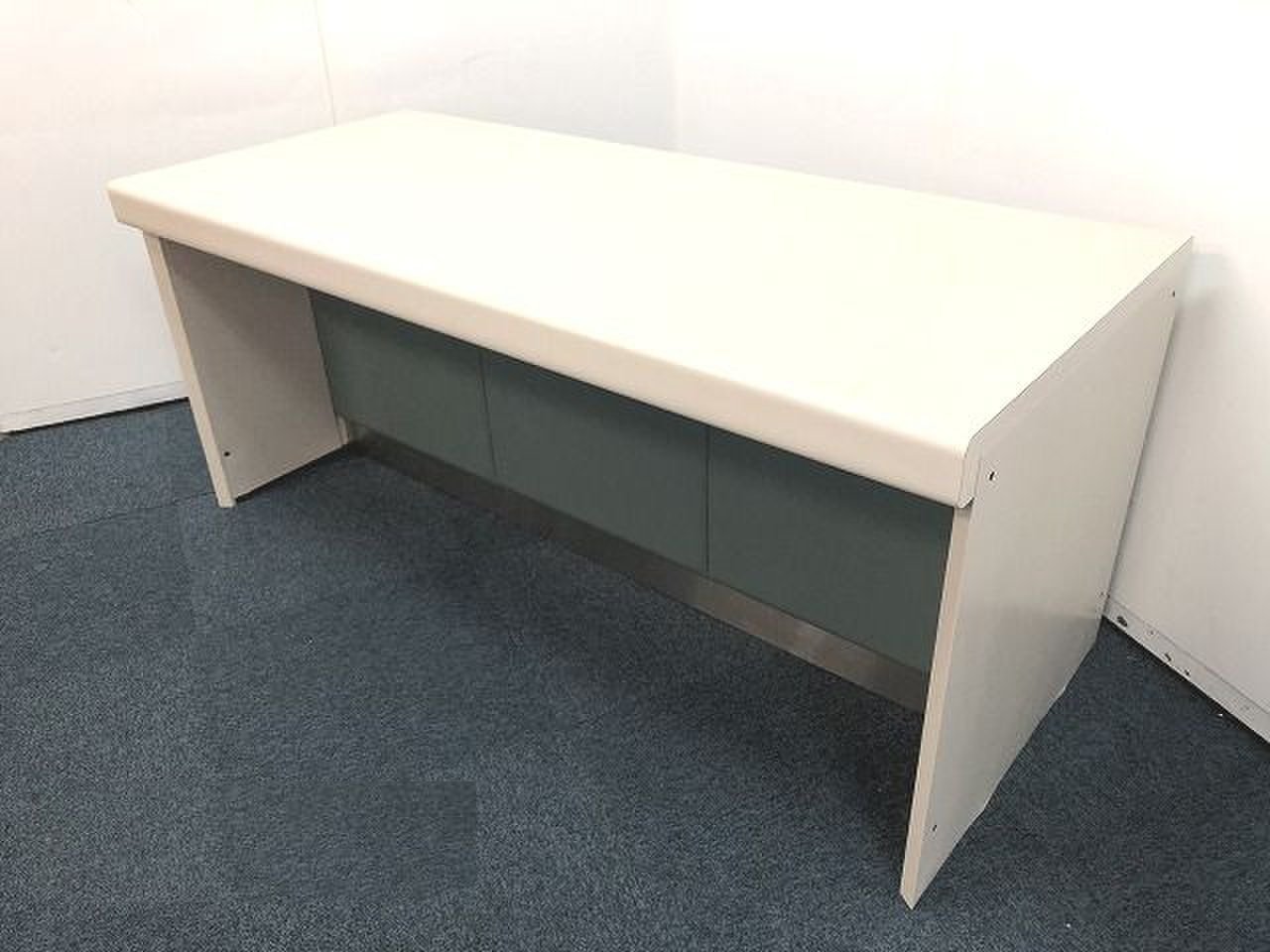 【国内メーカー！！ローカウンターの入荷です！！】
                        その他シリーズ
                                    中古
            