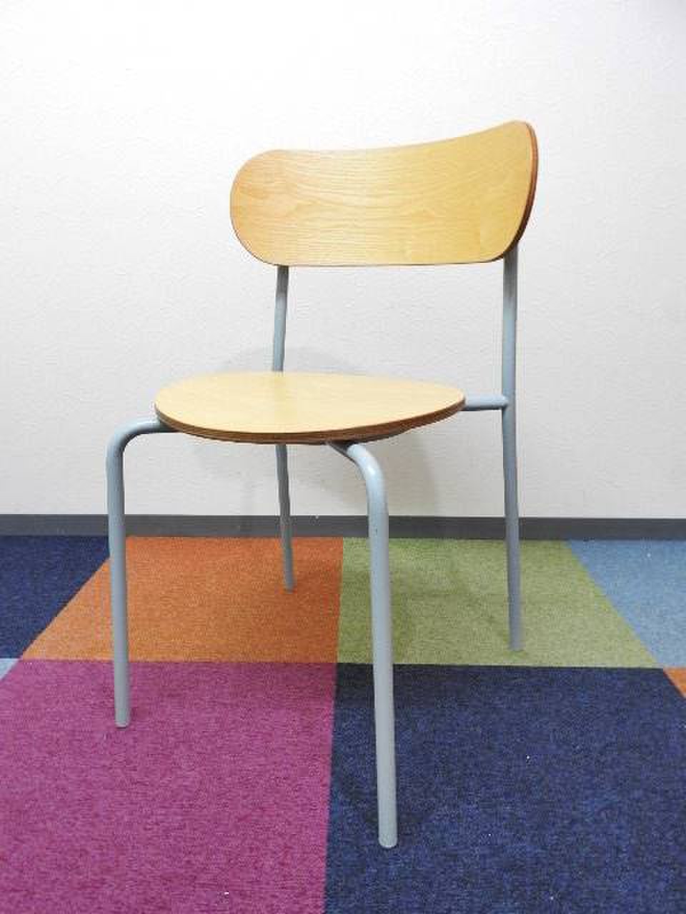 1脚限定お安く！◆カフェ仕様チェア【RP】
                        DAYS OFFICE 
                                    中古
            