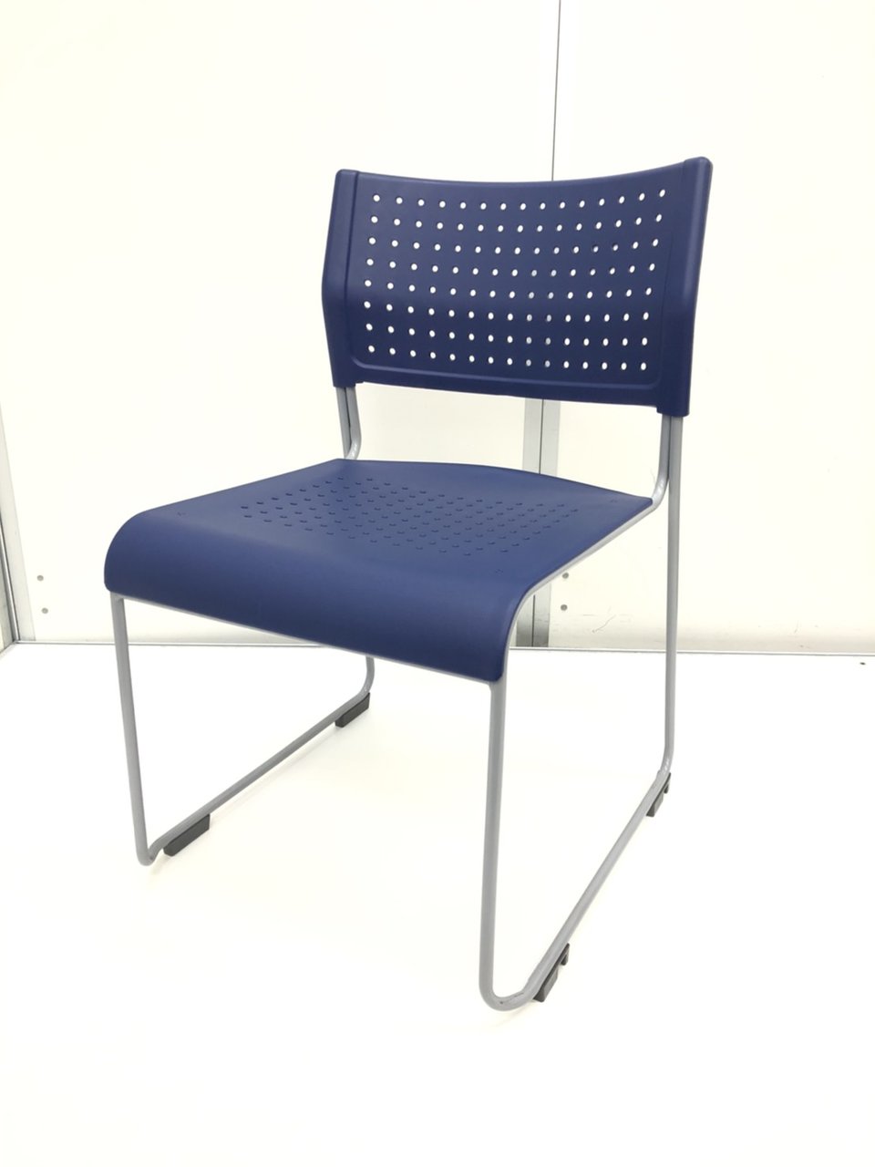 【安い安い】コスト重視必見！アイリスチトセ製/ブルー色
                        その他シリーズ
                                    中古
            