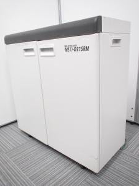 【業務用シュレッダー】スリムタイプでデスク横においても邪魔にならない!
                        MSDシリーズ 
                                    中古
            