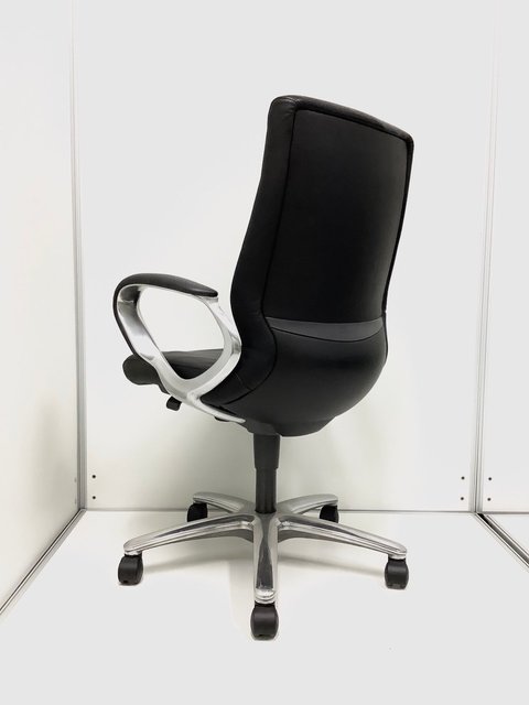 中古】CXグランデチェア CX64ZX P558 オカムラ/okamura 肘付ハイバックチェア 294719 - 中古オフィス家具ならオフィス バスターズ