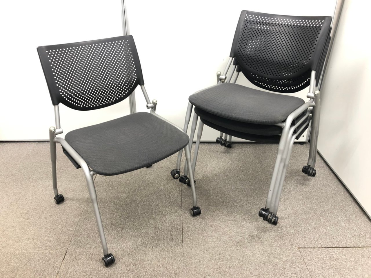 【4脚セット】オカムラ製プロスタックチェア【省スペース】
                        プロスタック 
                                    中古
            