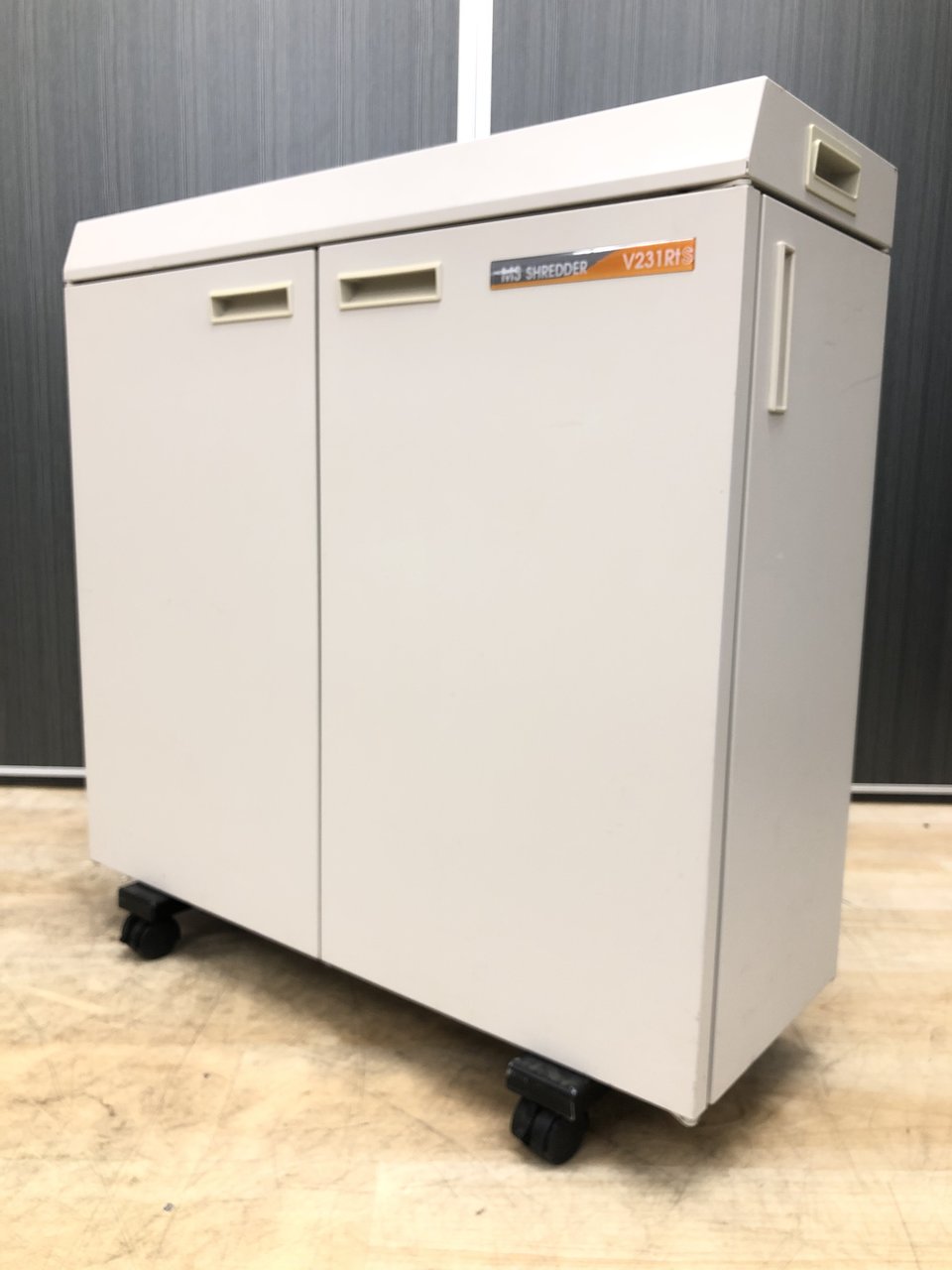 【在庫入替セール!!】明光商会　MS-V231RtS　シュレッダー【中古】【岐阜】【大垣】【愛知】【名古屋】【大阪】【静岡】【東京】
                        V231
                                    中古
            