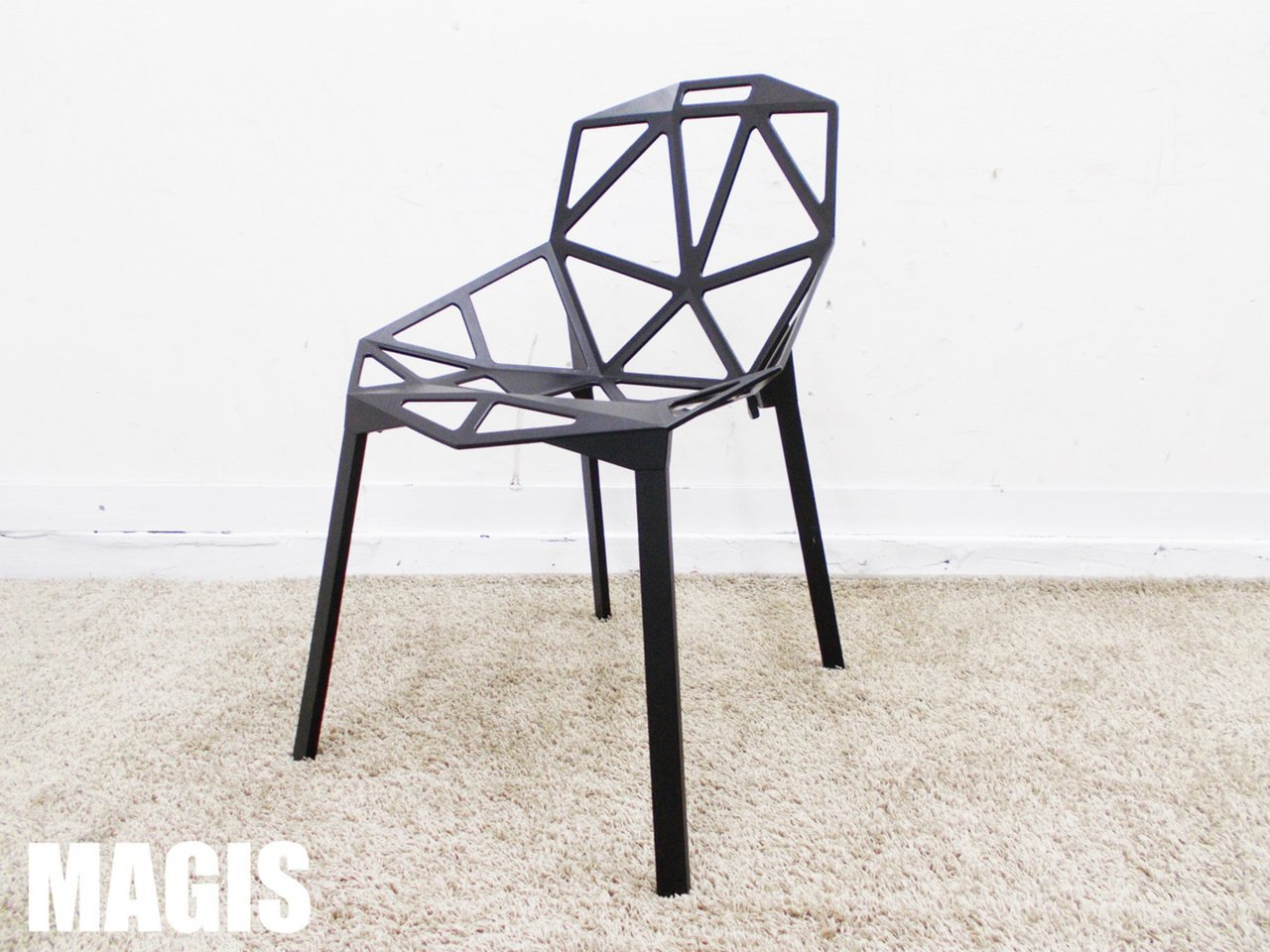 海外メーカー　MAJIS製　チェアワソシリーズ 　コソスタソチソ・グルチッチ
                        チェアワソ
                                    中古
            