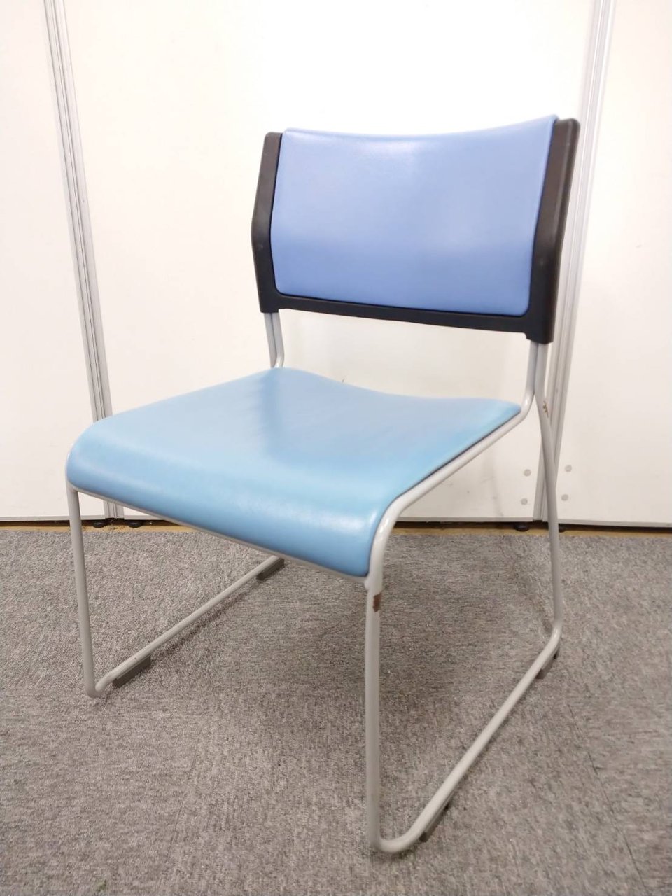 【神戸店限定商品】ビニール生地！スタックタイプ！
                        その他シリーズ
                                    中古
            