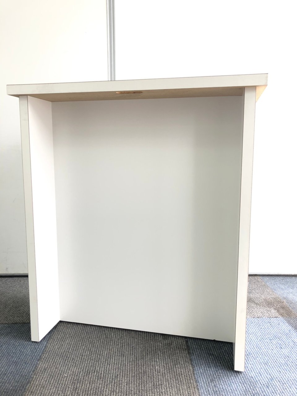 【珍しい商品！】演台・受付カウンターとしてご利用可能！【ホワイト色】
                        その他シリーズ
                                    中古
            