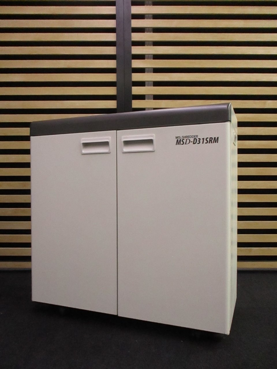 【省スペースにもってこい】#スパイラルカット#オートスタート＃明光商会#1同時裁断枚数26枚
                        MSDシリーズ 
                                    中古
            