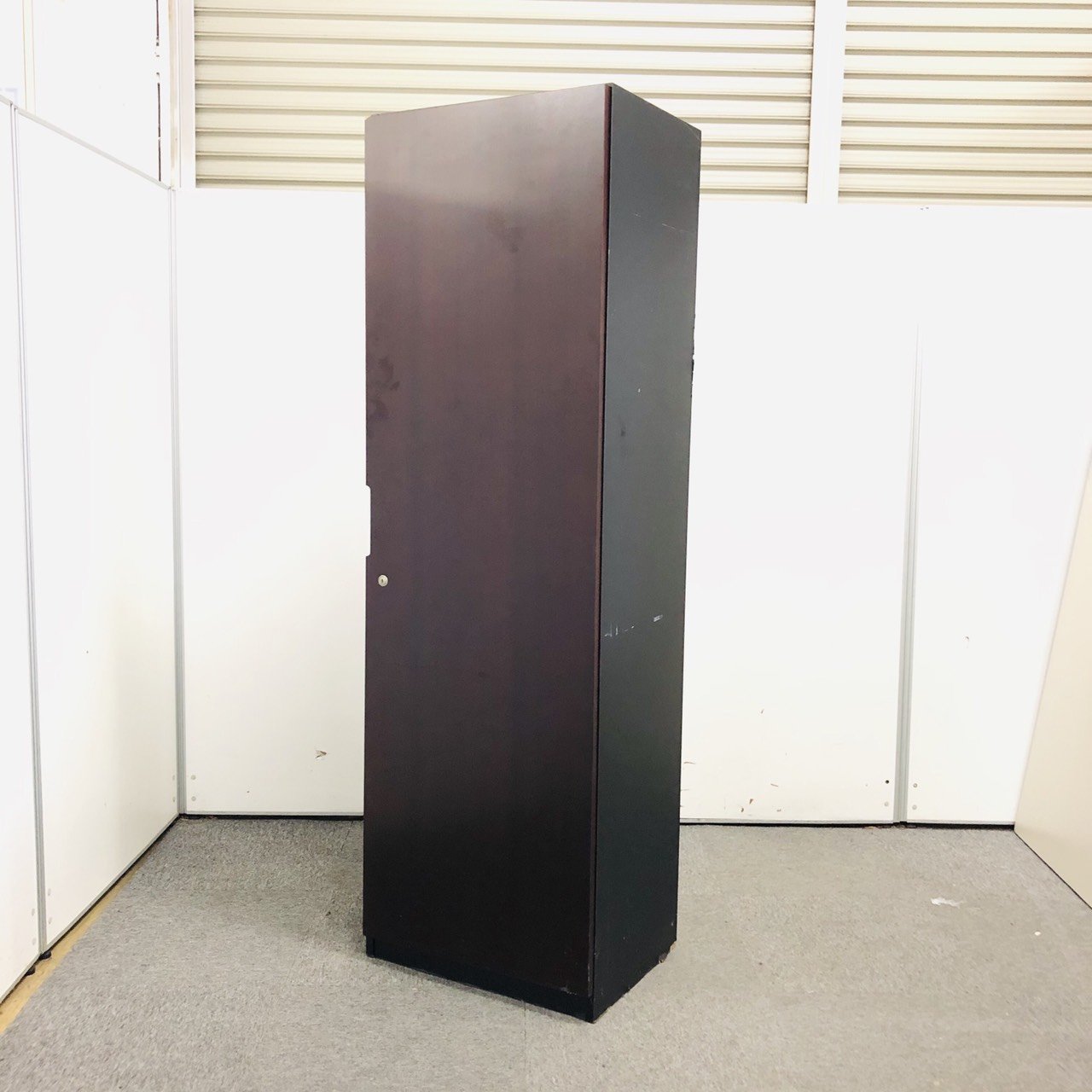 役員用のロッカーが入荷しました！｜ローズ｜木製家具｜1人用　
                        ED-ST 
                                    中古
            