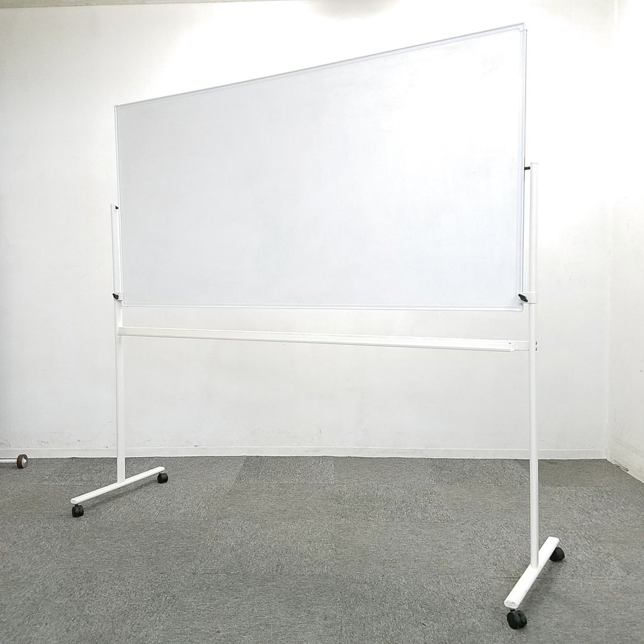 【1台入荷】定番ホワイトボードが入荷いたしました☆中古家具　リサイクル【盤面凹み有】
                        その他シリーズ
                                    中古
            