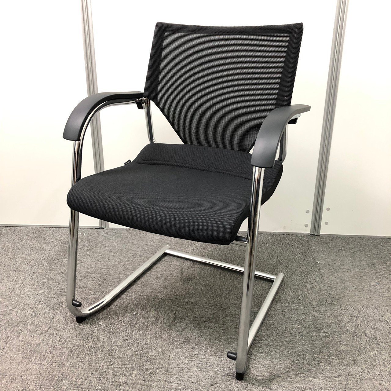 【圧迫感のない座り心地を提供してくれるチェアが大量入荷！！】特別価格！！海外トップメーカー　コスパ抜群の高級チェア【京都・滋賀】
                         	モダス(Modus)
                                    中古
            