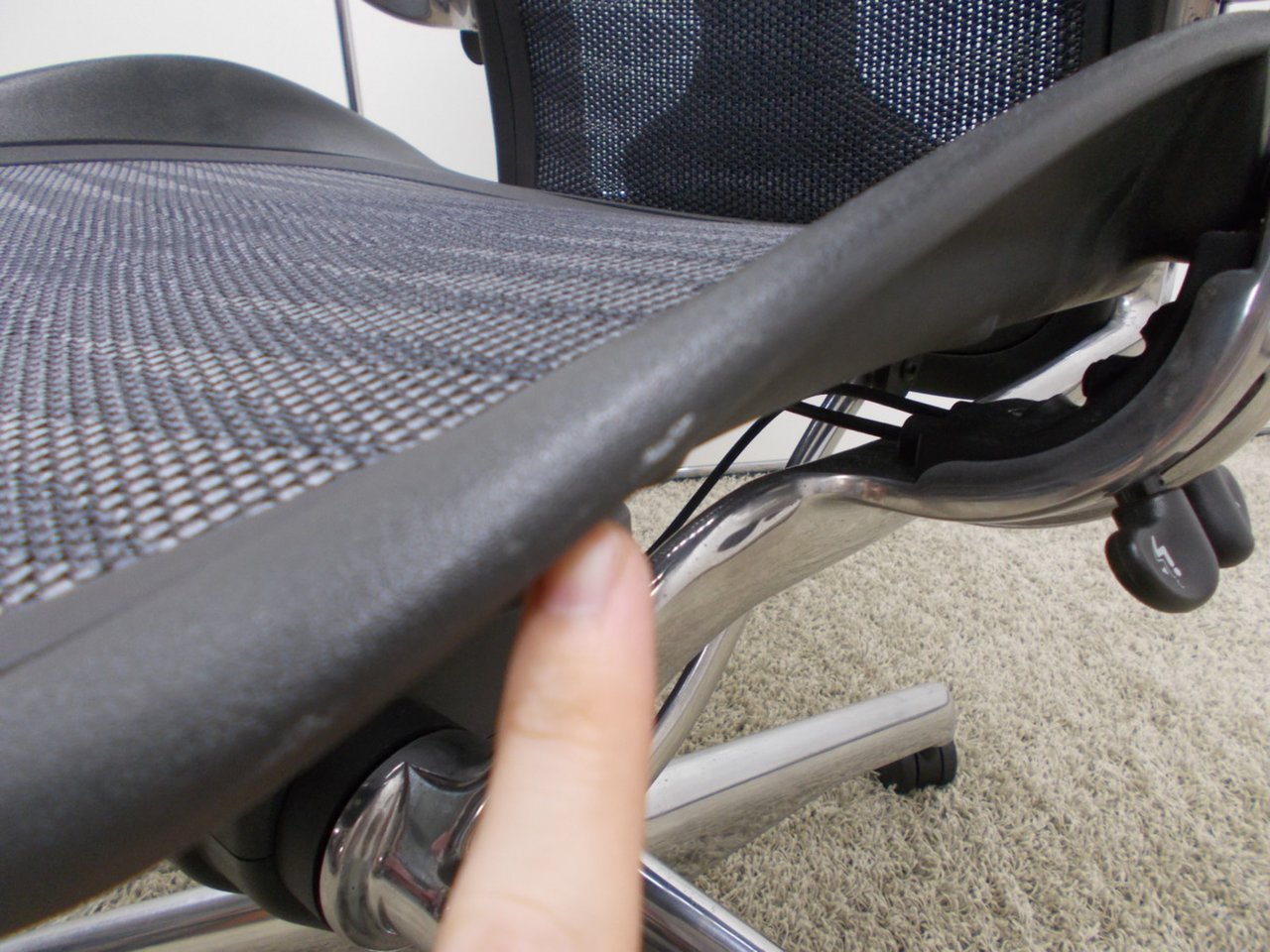 中古】アーロンチェア Herman Miller/ハーマンミラー 肘付