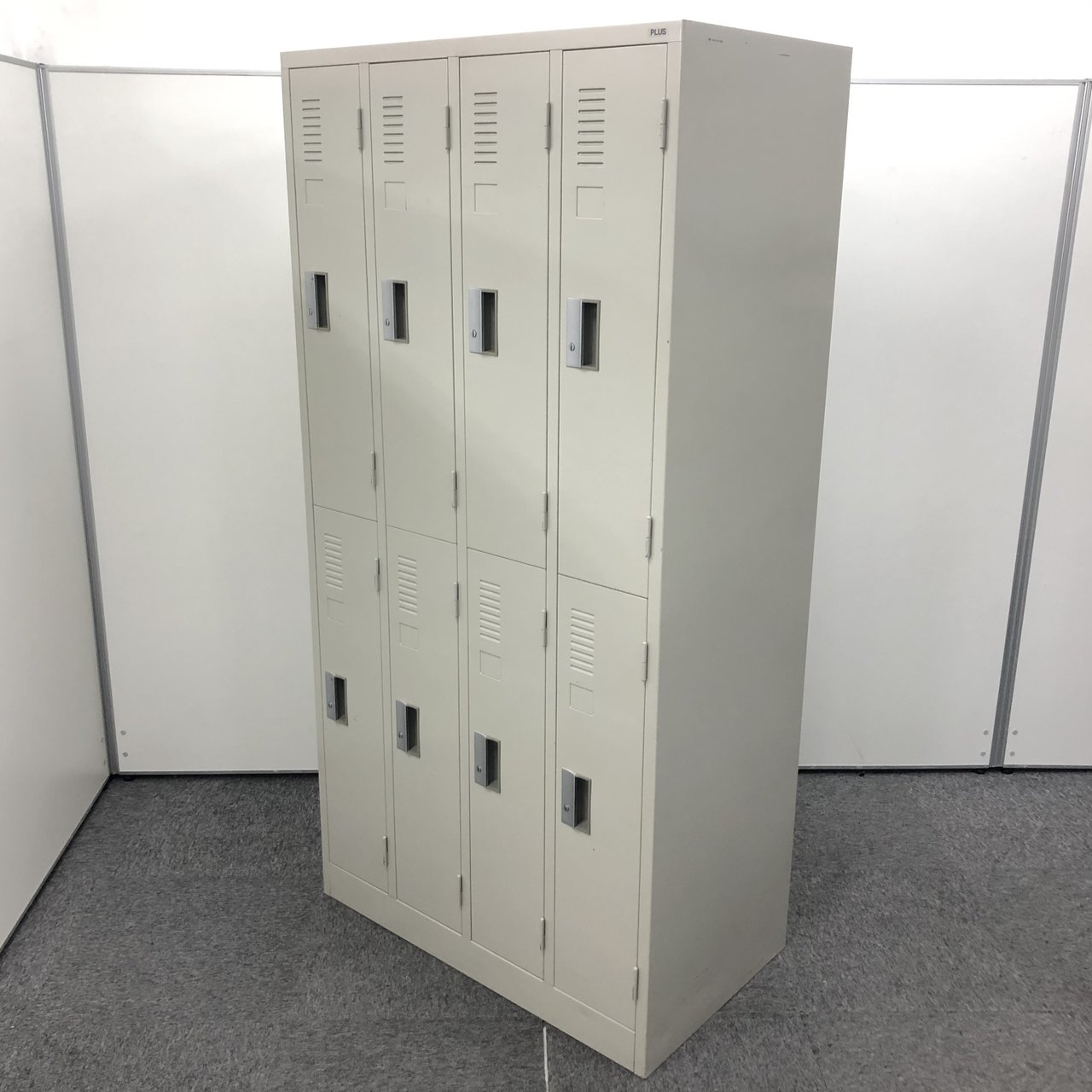 【1台のみ】人気の8人用ロッカー！
                        その他シリーズ
                                    中古
            