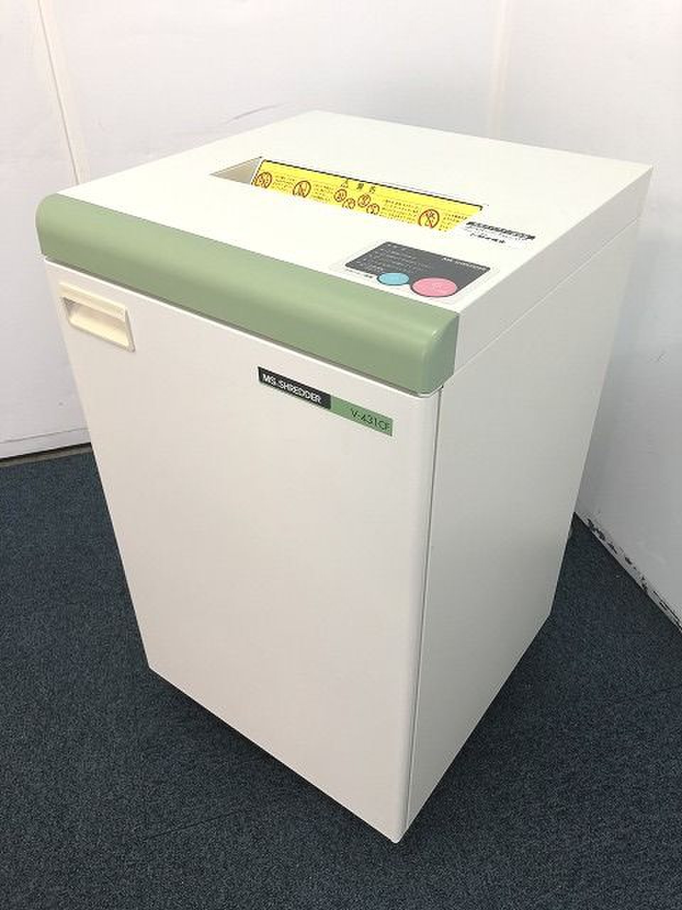 １台限定！【最大裁断枚数22枚のシュレッダーの入荷です！！】
                        その他シリーズ
                                    中古
            