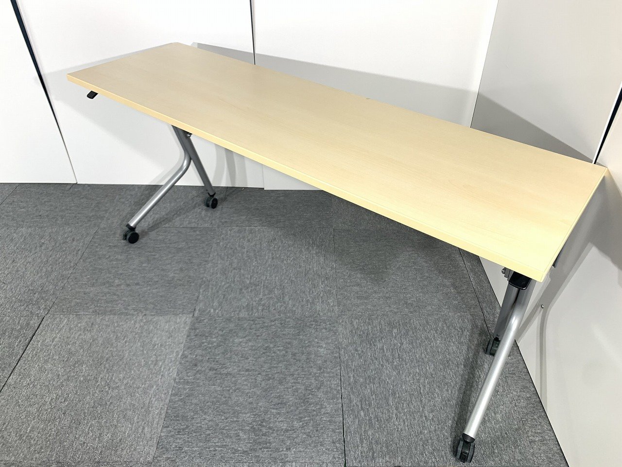 【ロット商品】W1500｜お手頃価格のスタックテーブルが入荷いたしました☆【関西倉庫在庫】
                        サイドテーブルL 
                                    中古
            