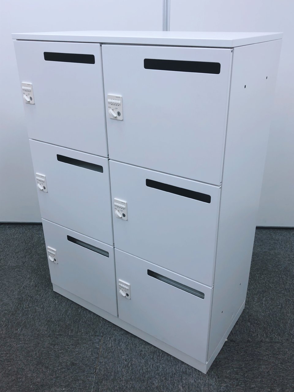 【現品限り】コクヨ製　エディアシリーズ　6人用メールロッカー！！
                        エディア 
                                    中古
            