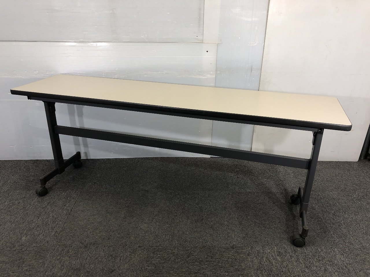 コクヨ KT-700 スタックテーブル ケーブルタップ付き 木目調『良品中古