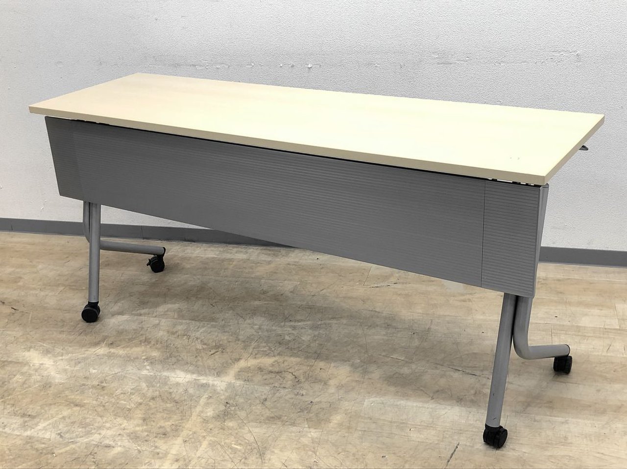 【8台まとめて入荷】木目調天板フラップテーブル！！カジュアルに、快適に

                        その他シリーズ
                                    中古
            