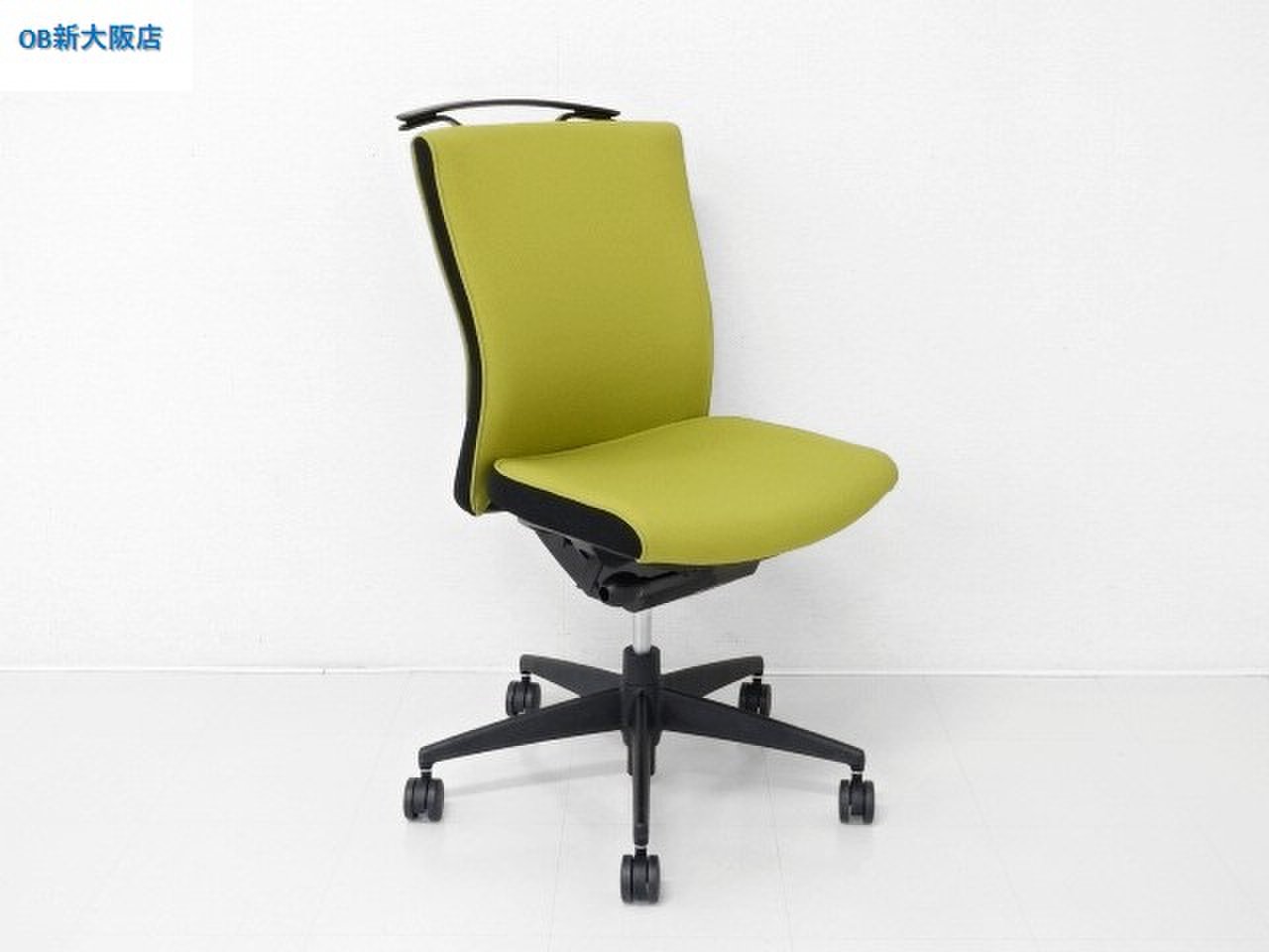 【ロット入荷！】オフィスを自由にするオフィスチェア！
                        プント 
                                    中古
            