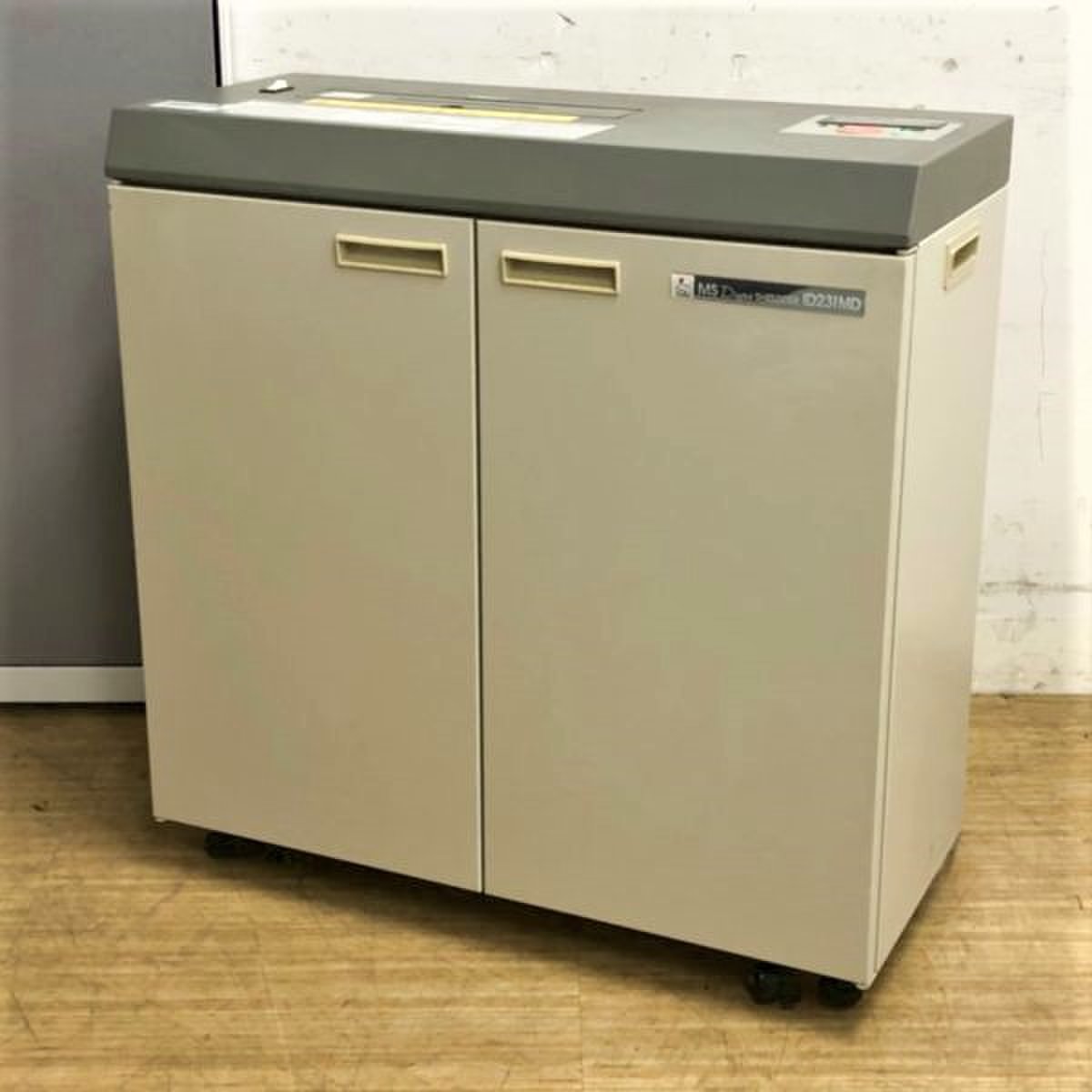 スパイラルカットシュレッダー　MS-ID231MD　明光商会　中古OA機器　CD・FPなどのメディア裁断可能
                        DMシリーズ
                                    中古
            