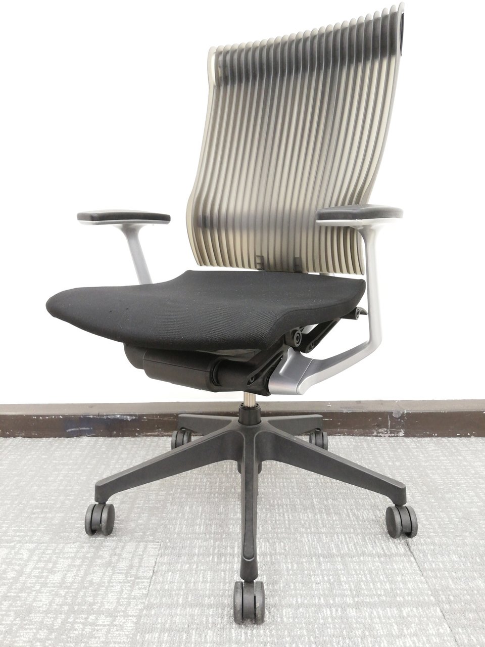 【店舗同時販売中】ITOKI｜イトーキ　スピーナチェア　KE-755GP　エラストマー【店頭ご来店購入限定】 店舗同時販売中】ITOKI｜イトーキ スピーナチェア KE-755GP