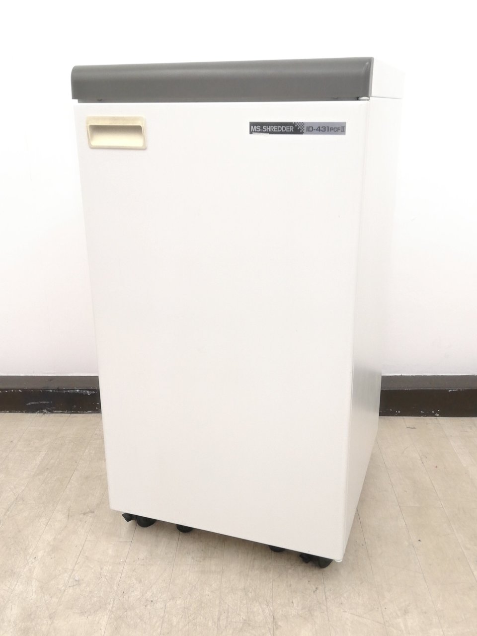 【大型機登場！】裁断枚数約55枚（A4用PPC用紙）CD/DVD裁断可能！脅威のモンスターマシン◆ID431PCFⅡ明光商会製
                        IDシリーズ 
                                    中古
            