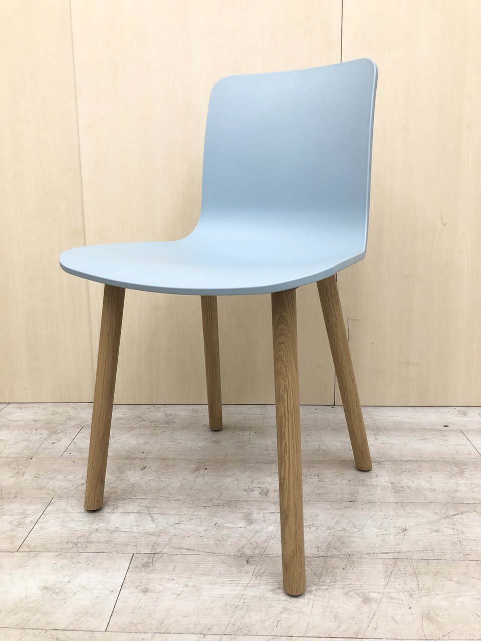 オシャレなデザインチェア入荷！ご在宅でもオフィスでも使える！【RP】
                        その他シリーズ
                                    中古
            