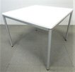 【上質なデザイン！】■オカムラ製　ミーティングテーブル　W900mm　ホワイト【多目的に使える！】