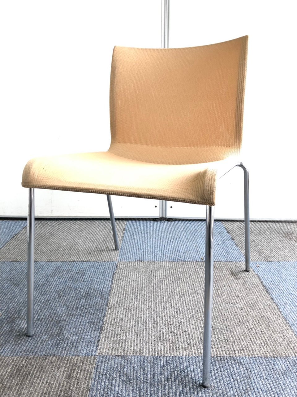 【やわらかい色でリラックス】イトーキ製ペリックシリーズ/カフェスペースや面談スペースに！
                        ペリック 
                                    中古
            