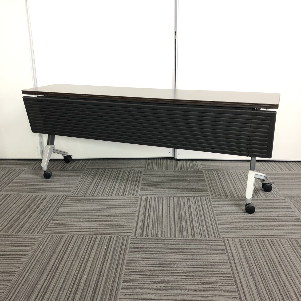 【幕板付き】【収納に便利】【クールなブラウン】【京都・滋賀】【京都東寺店限定　ご来店限定割引10％OFF　スタッフに仰ってくださいませ。】
                        KT-620シリーズ 
                                    中古
            