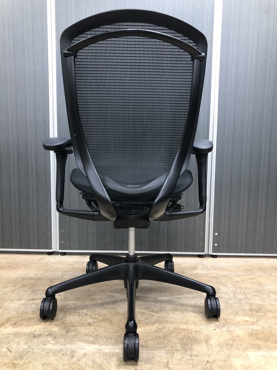 中古】コンテッサ セコンダ CC81MR FPG1 オカムラ/okamura 肘付