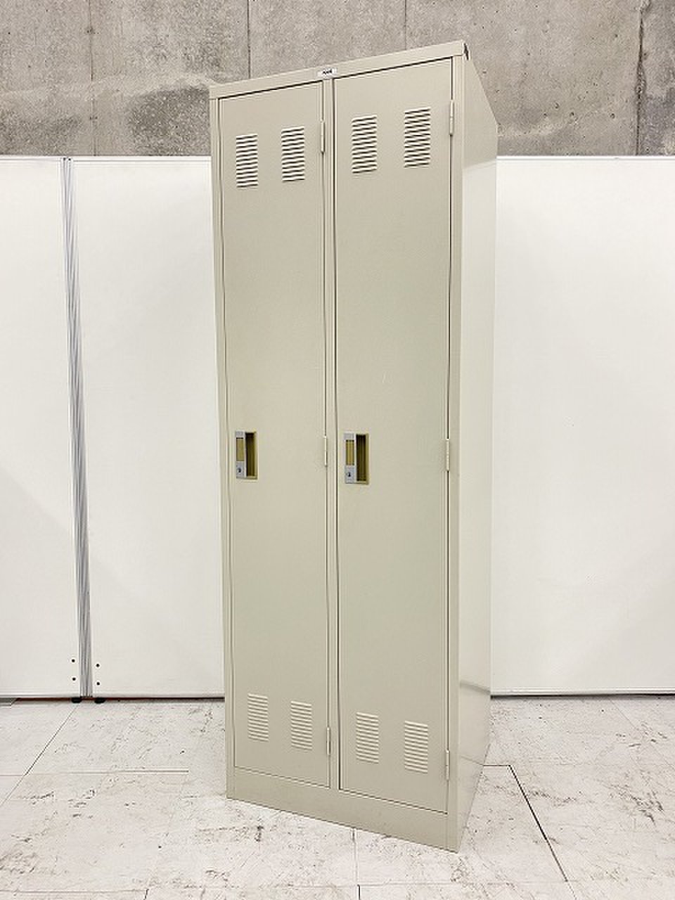 【格安！】【滞留品の為特価品】2人用ロッカーがこの価格で！【倉庫在庫品】
                        その他シリーズ
                                    中古
            