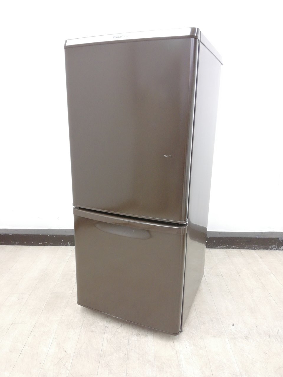 【オフィス家電】2ドア冷蔵庫パナソニック製2013年製　品番：NR-B146W-T
                        その他シリーズ
                                    中古
            