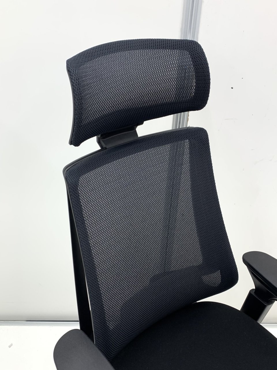 中古】デュオラ クッション コクヨ/KOKUYO 肘付ハイバックチェア 中古】デュオラ クッション コクヨ/KOKUYO 肘付ハイバックチェア