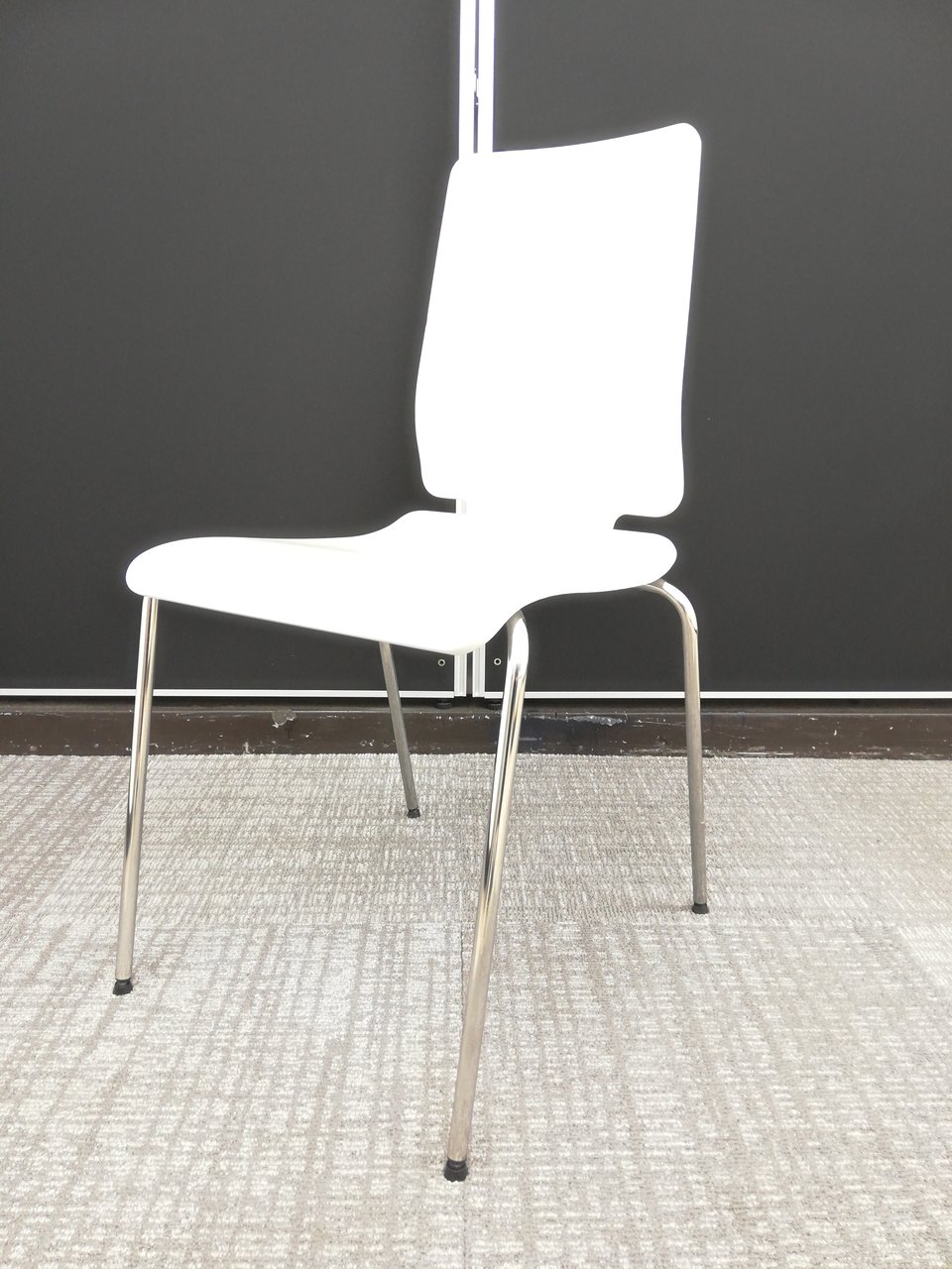 【お買い得品！】どんな場所にも合うホワイトカラー！
                        その他シリーズ
                                    中古
            