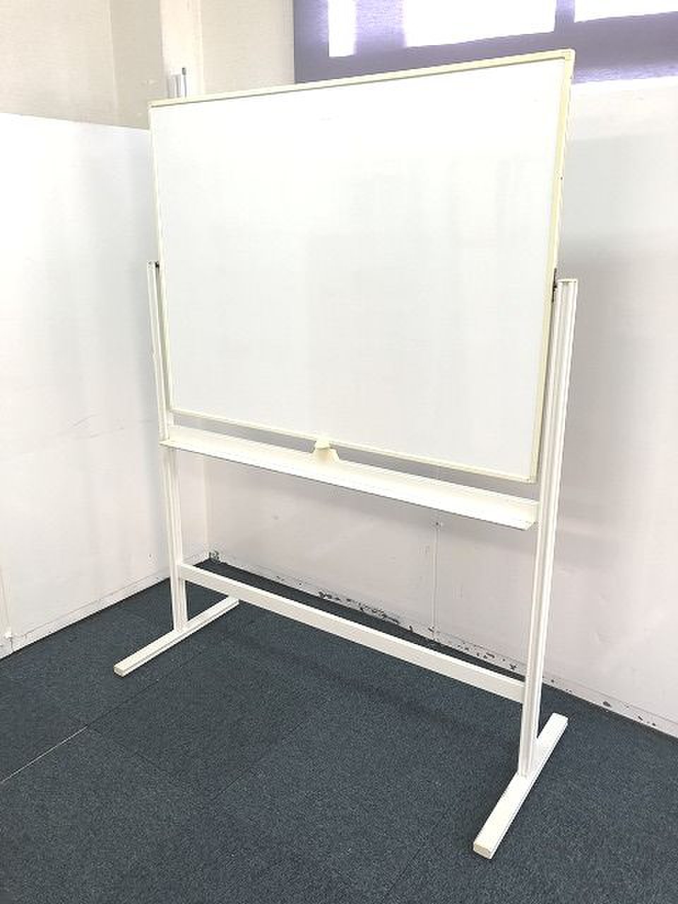 【自立式片面ホワイトボードの入荷です！！】
                        その他シリーズ
                                    中古
            