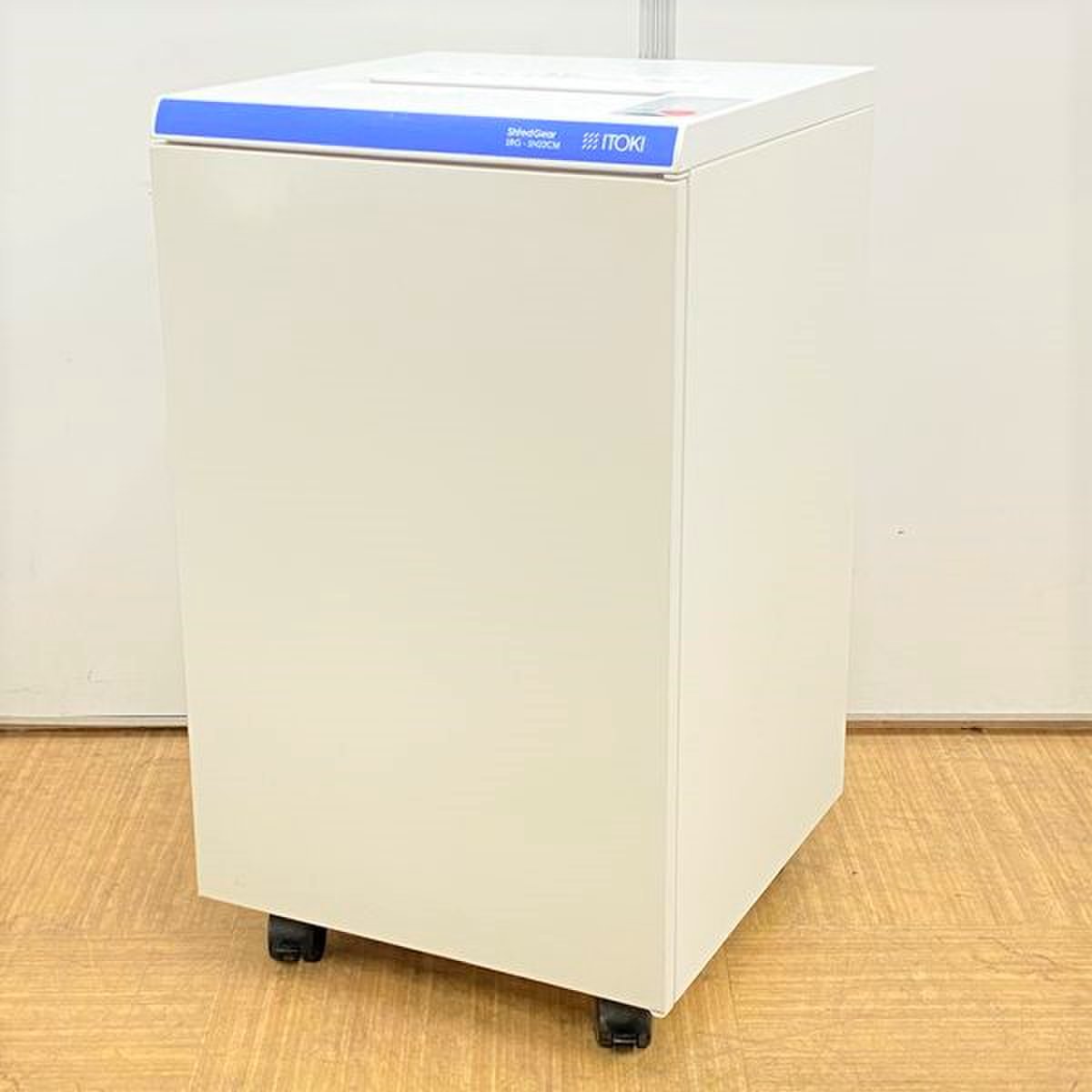 【コンプラ遵守の強い味方】イトーキ製の高性能シュレッダー
                        SRG 
                                    中古
            